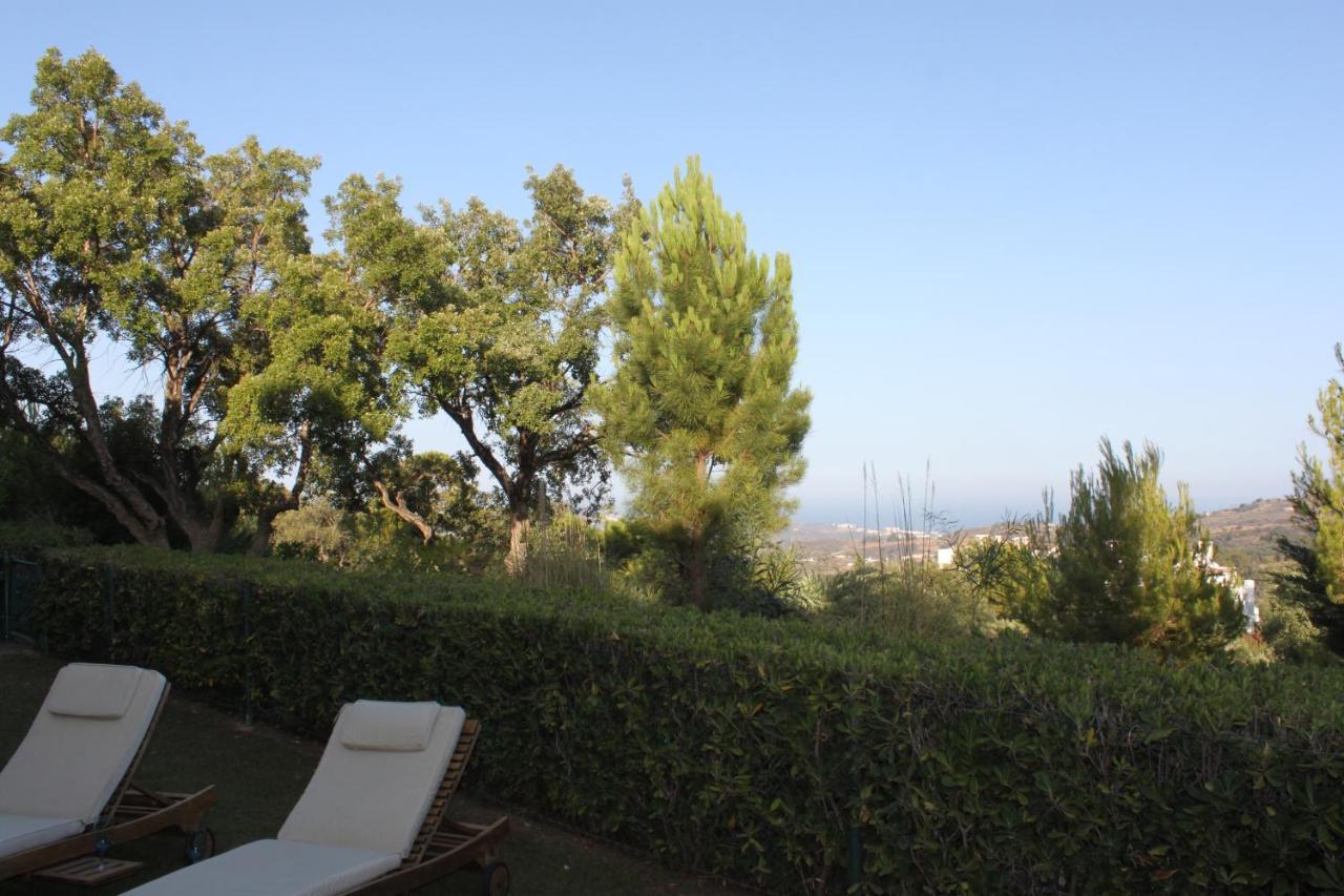 Elegant And Spacious Garden Apartment With Beautiful Views Ojen Exterior photo