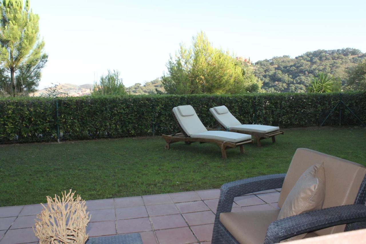 Elegant And Spacious Garden Apartment With Beautiful Views Ojen Exterior photo