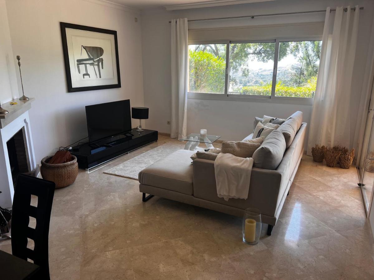 Elegant And Spacious Garden Apartment With Beautiful Views Ojen Exterior photo