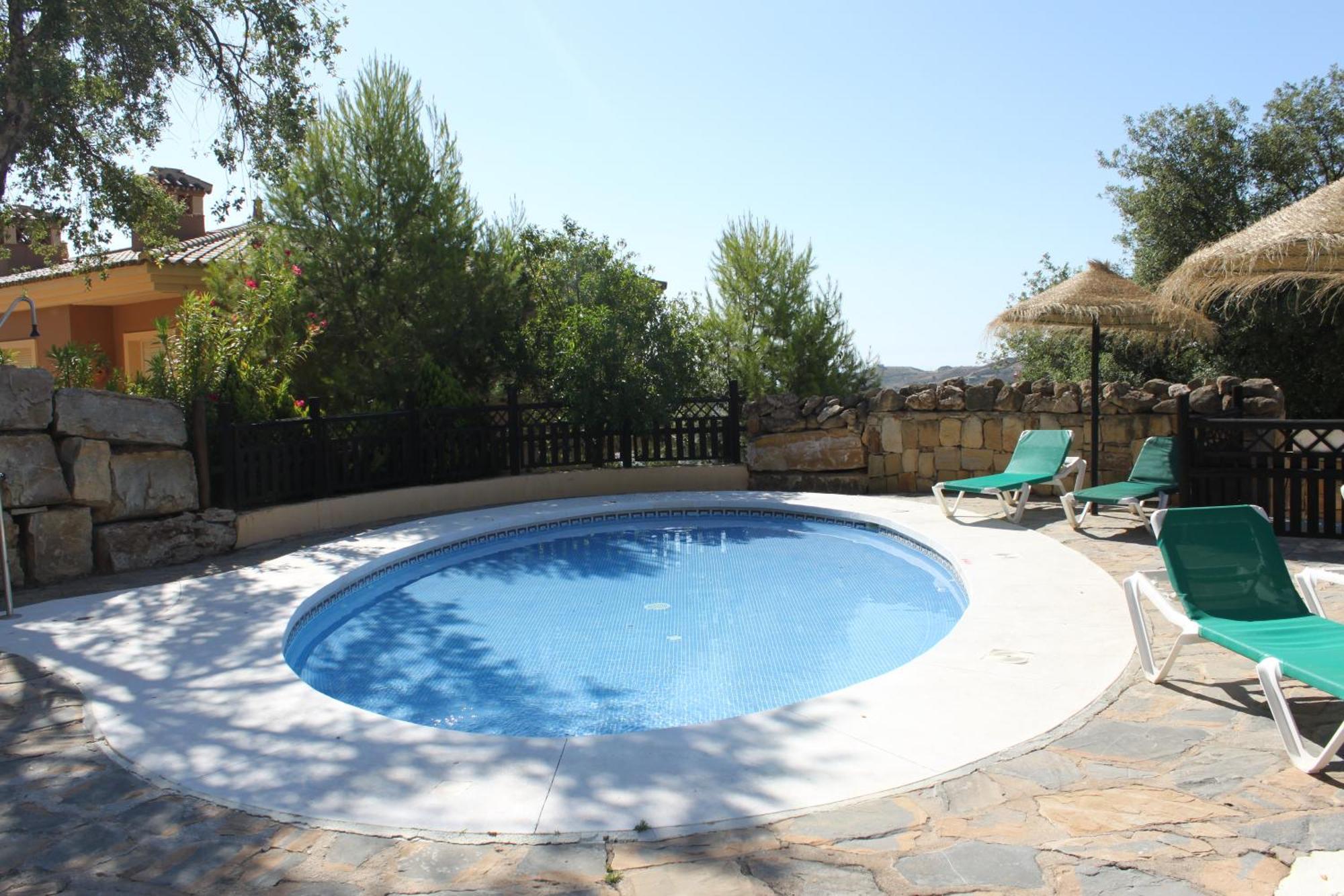Elegant And Spacious Garden Apartment With Beautiful Views Ojen Exterior photo